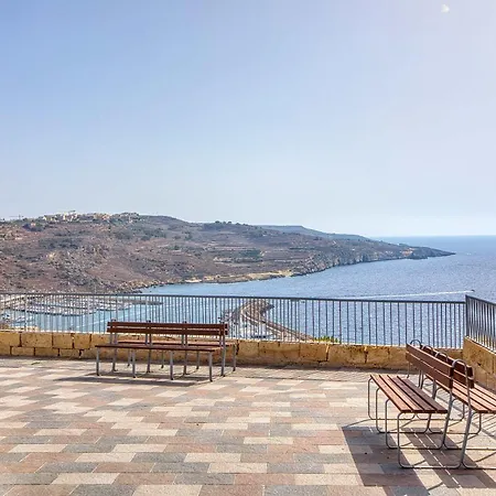 Διαμέρισμα Chambray 2bdr With Communal Pool *