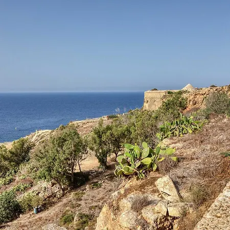 Chambray 2bdr With Communal Pool Għajnsielem